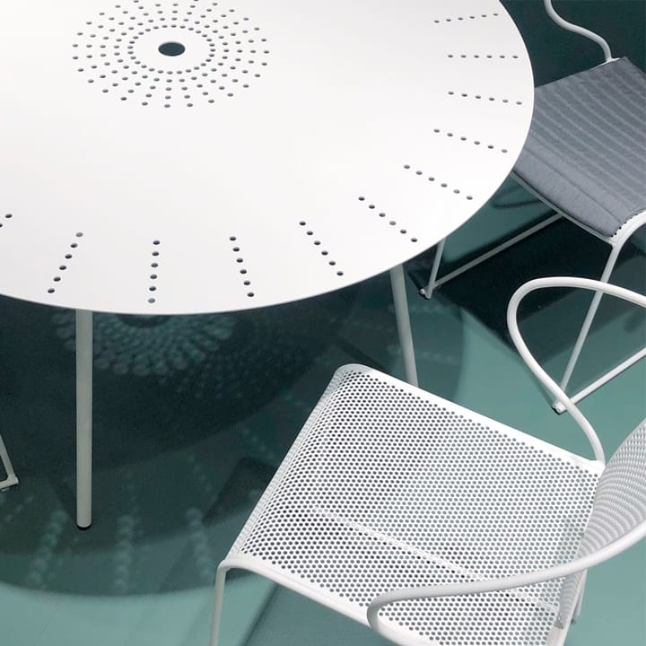 Poltroncina con braccioli Piazza, Bianco SMD Design