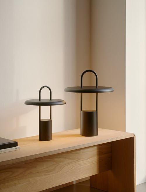 Lampada portatile Pier LED 33,5 cm, Nero Stelton