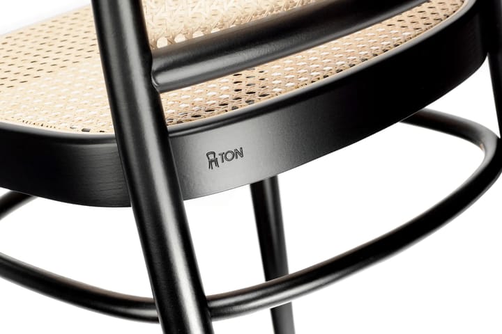 Sedia Ton nr. 811 con seduta in rattan, Coffee B4, nuovo rattan TON