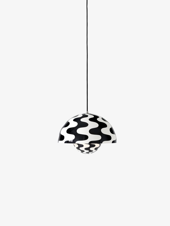 Lampadario Flowerpot VP7, Black-white pattern &Tradition