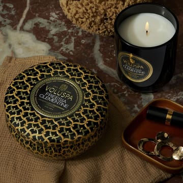 Candela profumata Maison Noir latta con 3 stoppini 40 ore - Freesia clementine - Voluspa