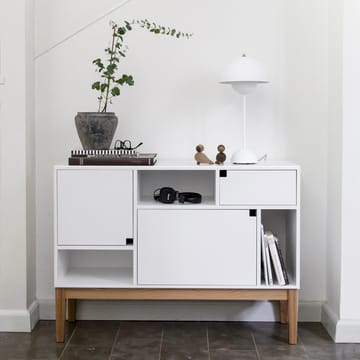 Credenza Citti 6x3 - Bianco, base in rovere laccato opaco - Zweed